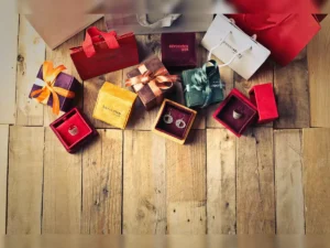 Read more about the article The Joy of Unwrapping: Exploring the Delightful World of Mystery Boxes and Self-Gifting